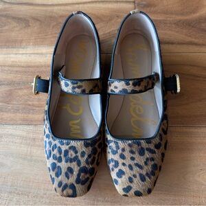 Sam Edelman 6.0 
Michaela Mary Jane Flat